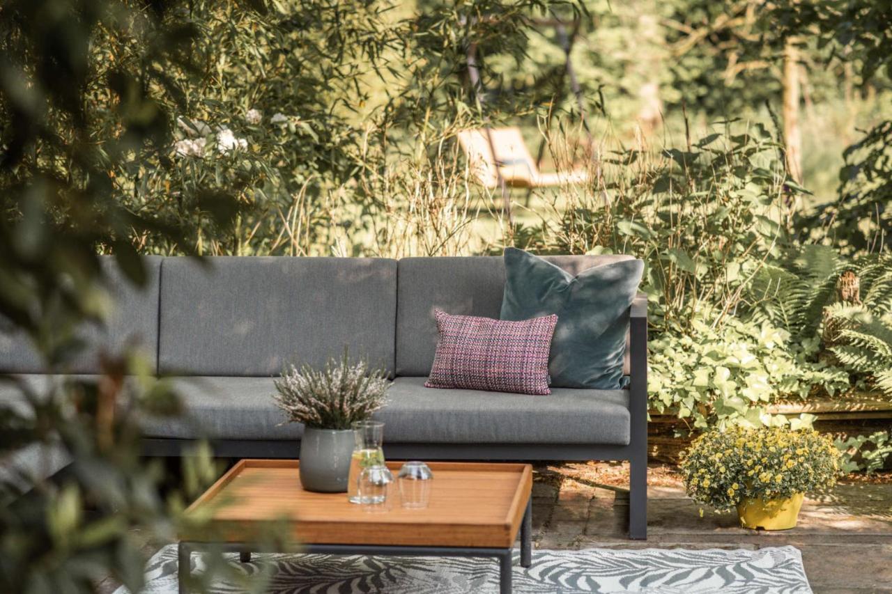 Hofgut Mollberg Hotel Wiefelstede Екстериор снимка