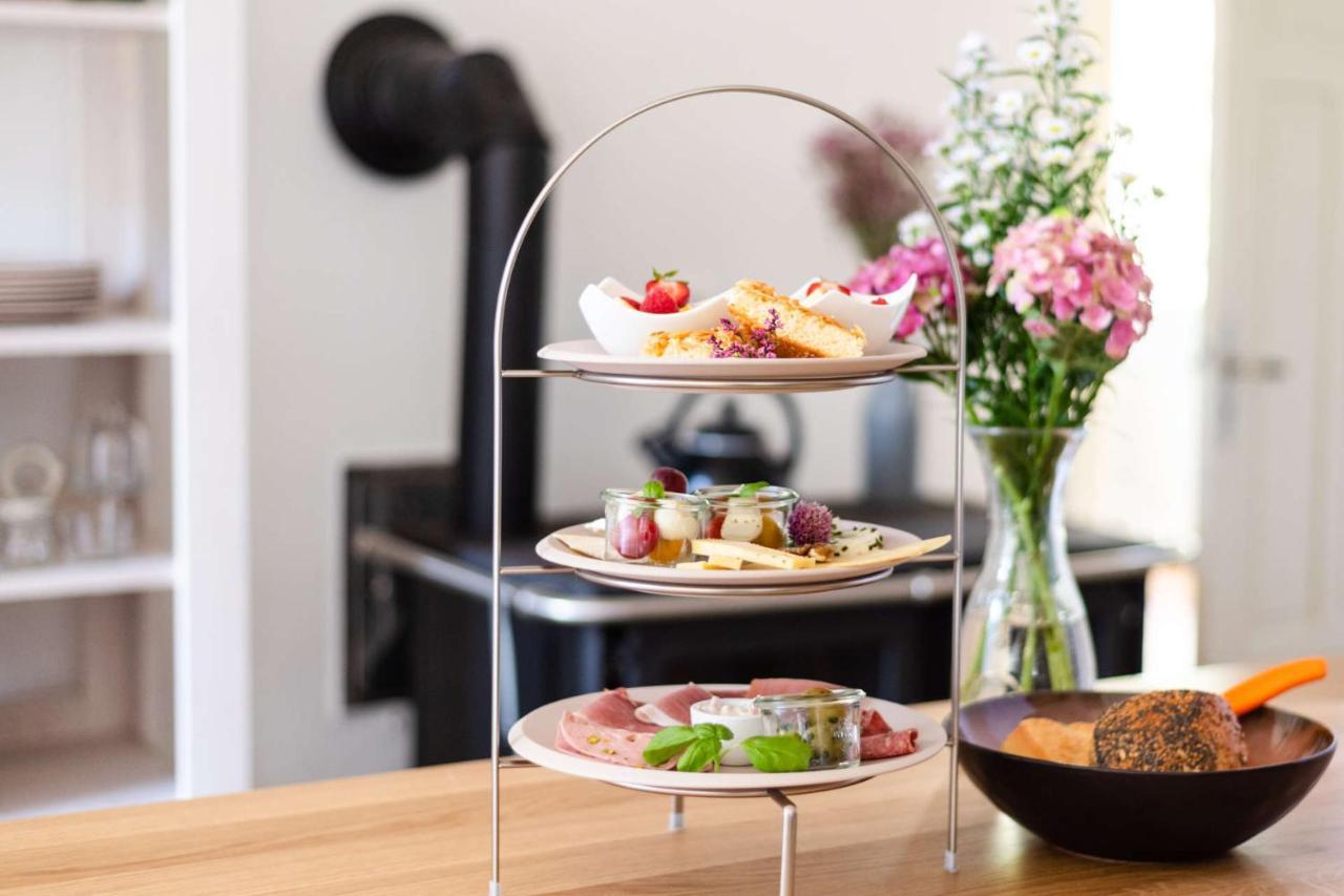 Hofgut Mollberg Hotel Wiefelstede Екстериор снимка